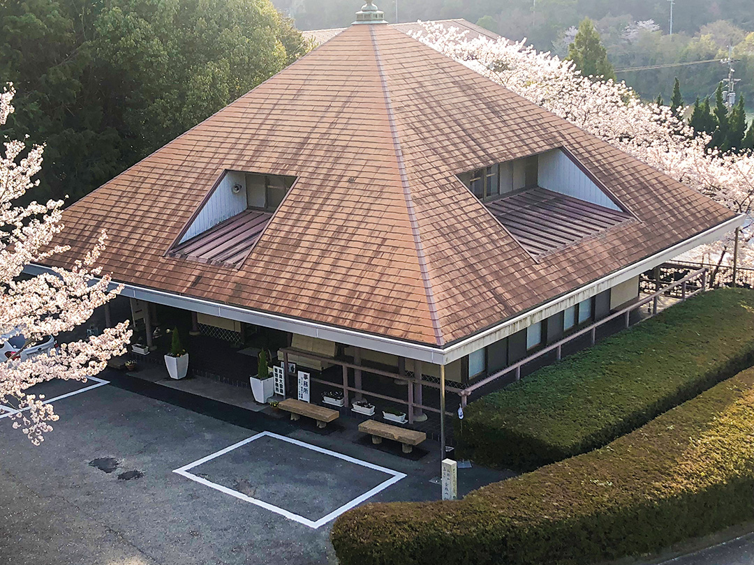 高良斎場の受付事務所